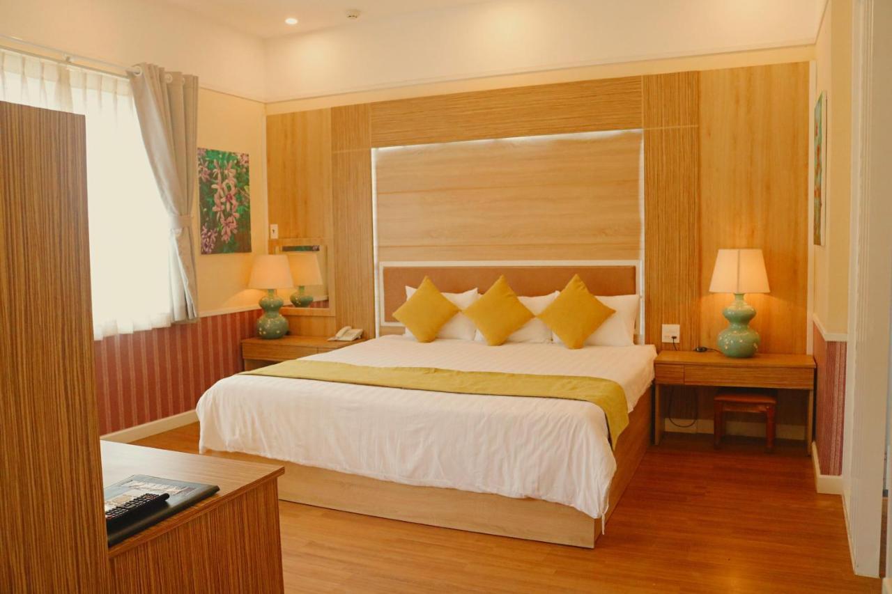 Sao Vang Hotel Bảo Lộc Extérieur photo