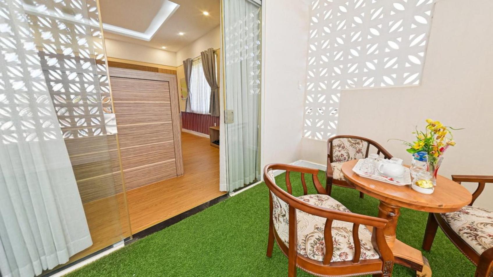 Sao Vang Hotel Bảo Lộc Extérieur photo